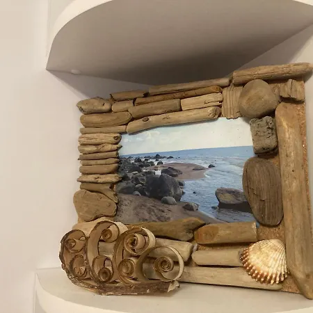 & Central, Specious, Superior Apartment, Brand New Apartmán Riga