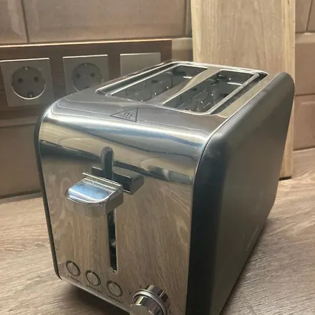 & Central, Specious, Superior Apartment, Brand New Apartmán Riga